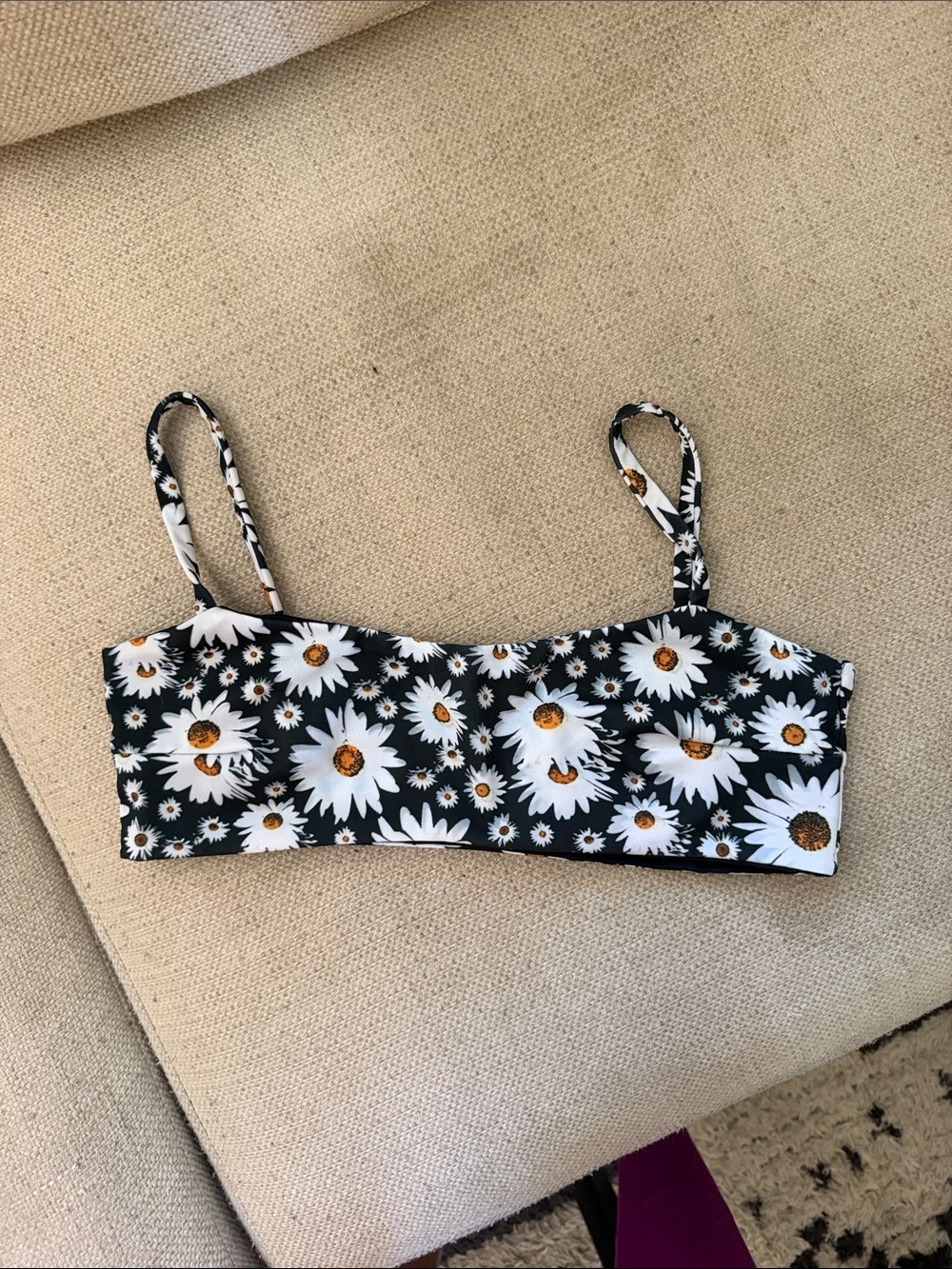 Daisy printed bikini top